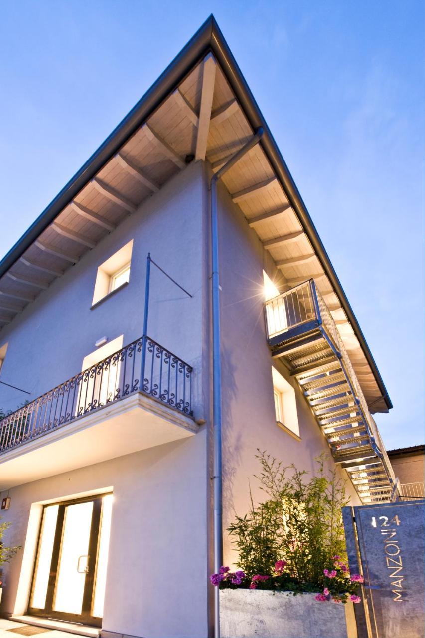 Manzoni 124 Bed&Relax Bed & Breakfast Esine Exterior foto